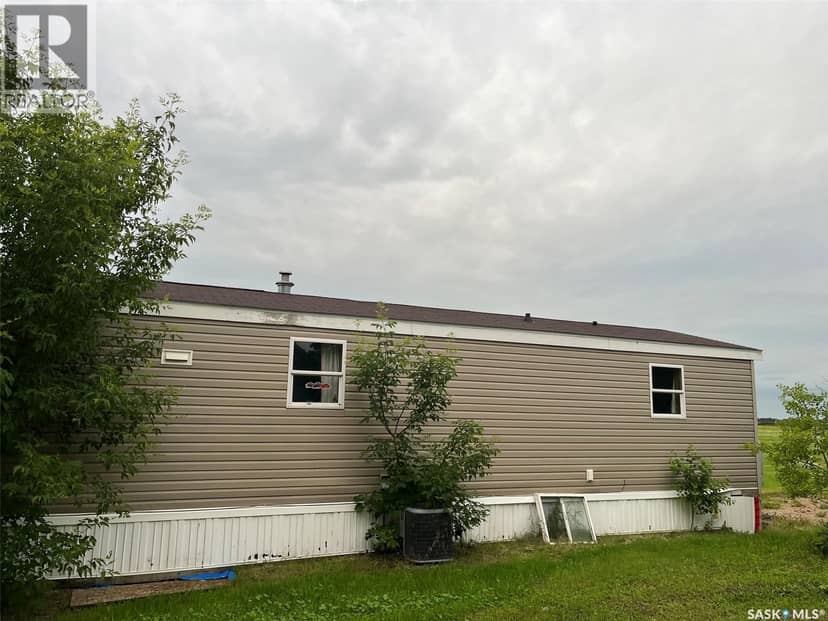 83 106 1st AVENUE, Weyburn, photo 4