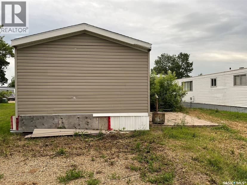 83 106 1st AVENUE, Weyburn, photo 7