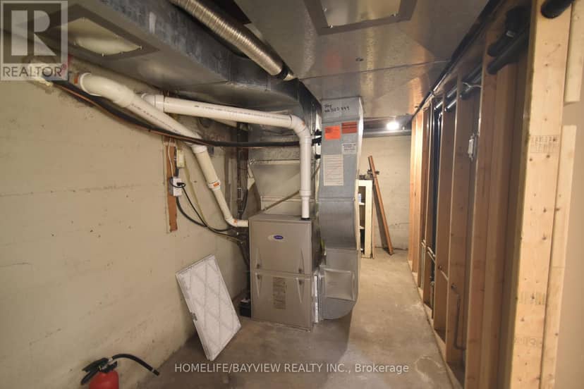 82 Centre Street E — photo 23 of 30