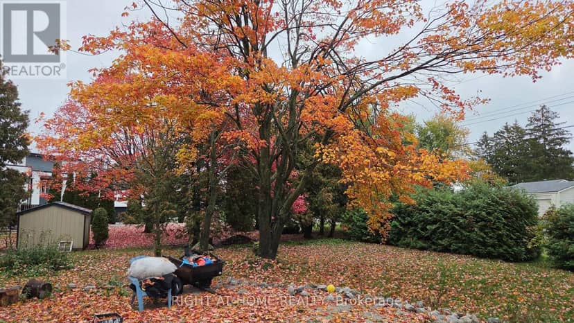 53 Poplar Crescent — photo 33 of 40