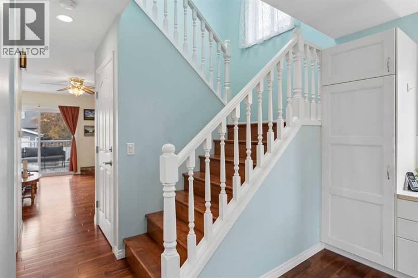 76 Martindale Close NE — photo 19 of 40