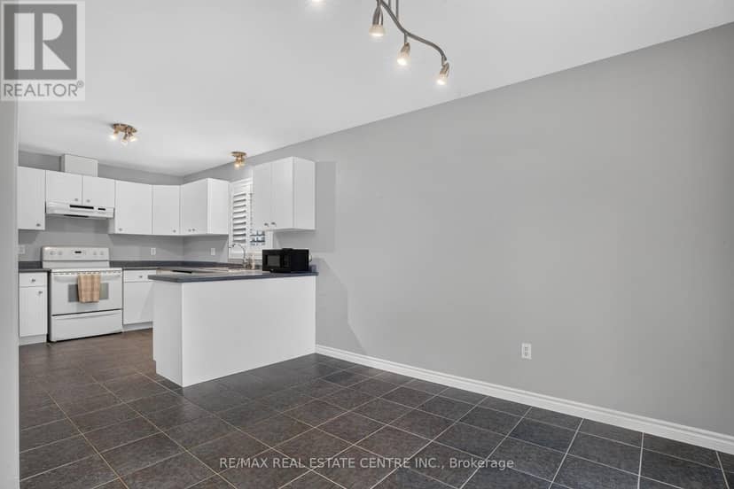 10 Pattison Place — photo 20 of 40