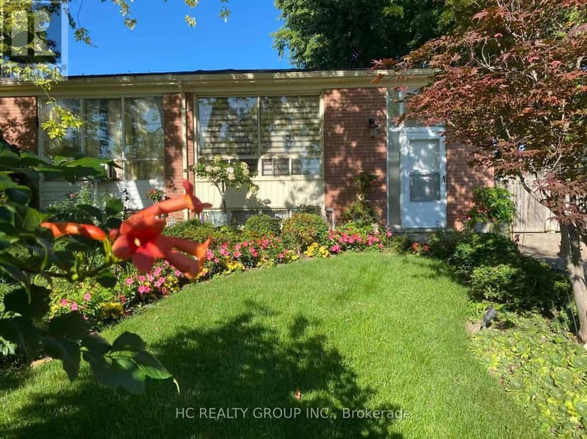 274 Browndale Crescent, Richmond Hill, photo 3