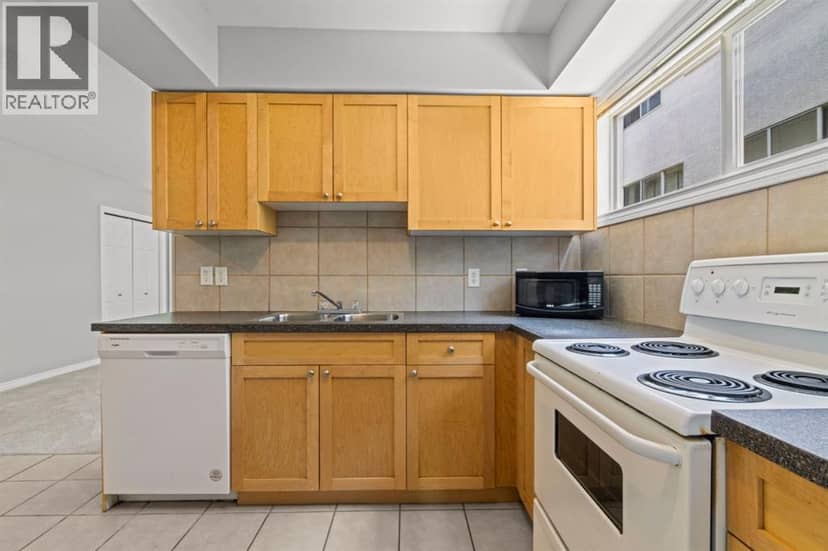 126, 56 Hamlet Road SW, Calgary, photo 8
