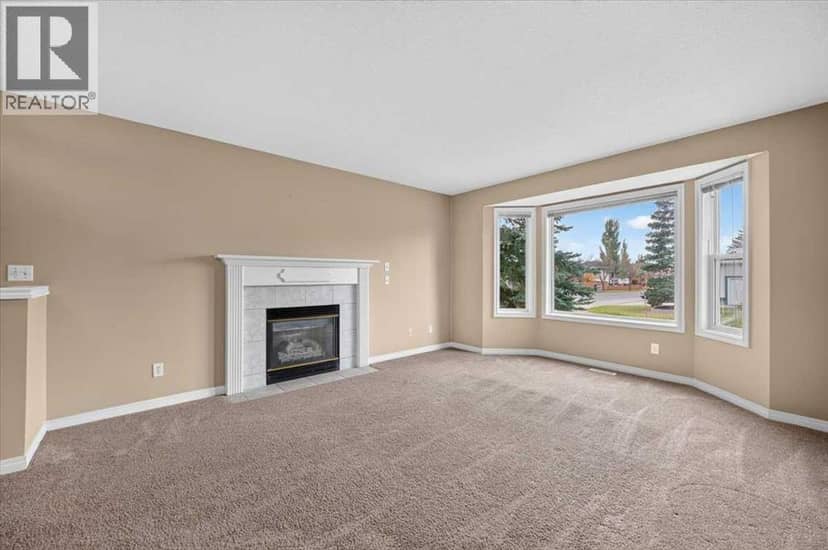 616 18 Street SE — photo 14 of 40