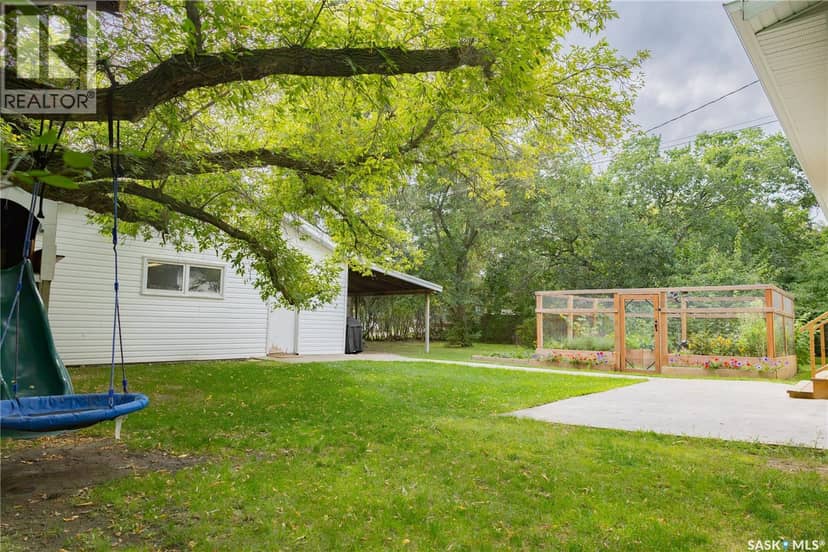208 1st STREET — photo 36 of 40