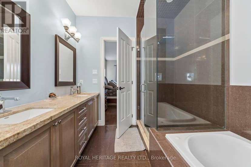 51 Gloria Crescent — photo 24 of 40