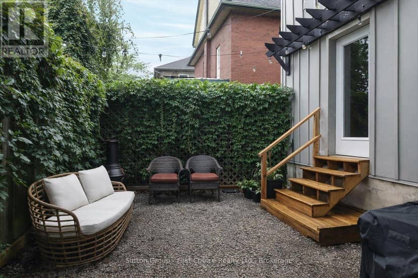 222 Brunswick Street — photo 26 of 36