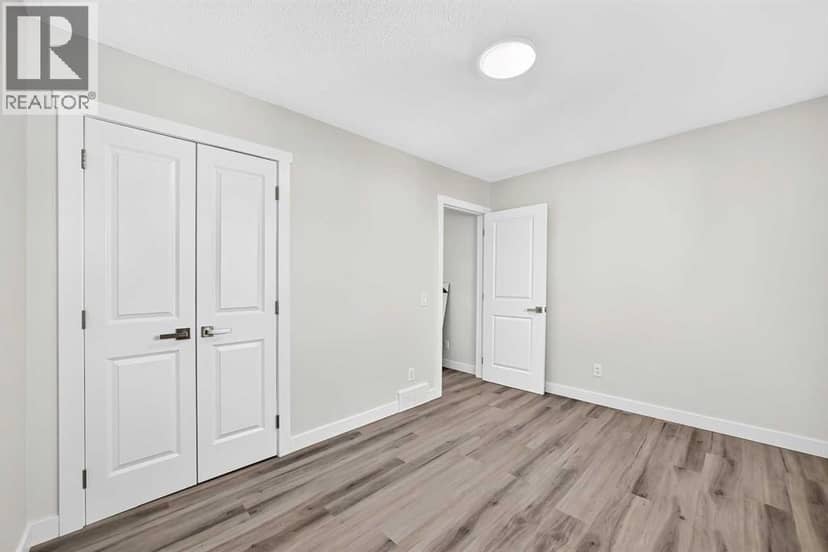 235 Margate Close NE — photo 9 of 25