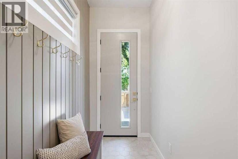 4724 Nordegg Crescent NW — photo 14 of 40