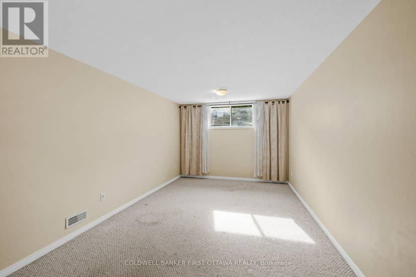 163 Romina Street — photo 35 of 40