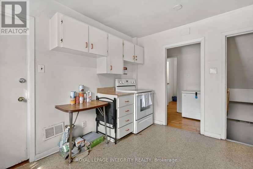 322-324 Queen Mary Street, Ottawa, photo 6