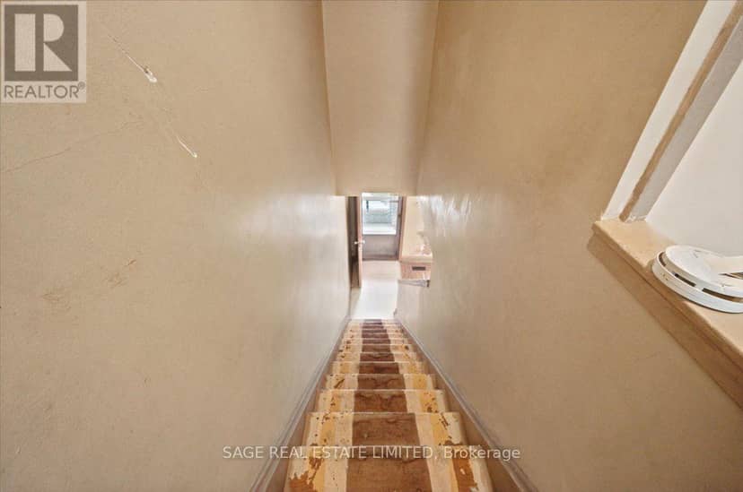 12 Khedive Avenue — photo 27 of 37