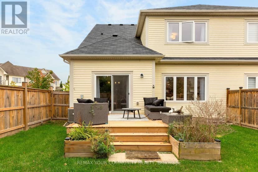 55 Dominion Crescent — photo 36 of 39