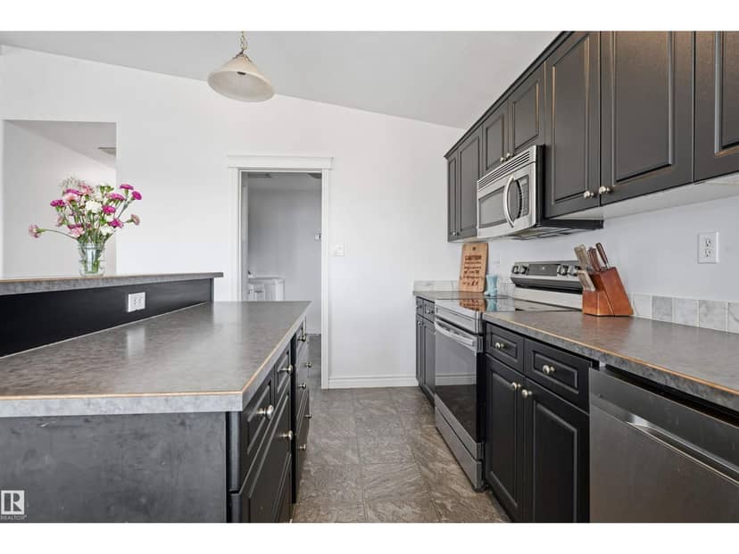 2309 Twp Road 545 — photo 11 of 40