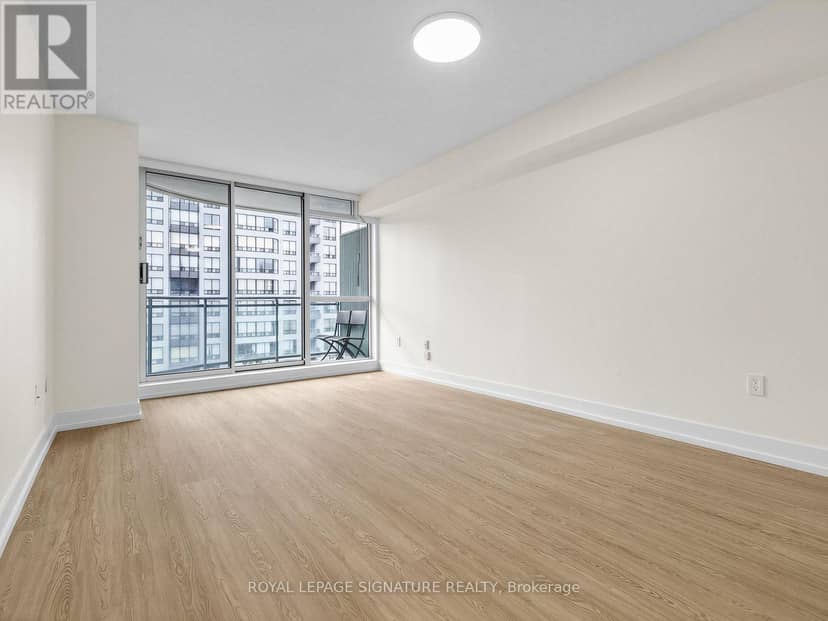 1009 - 28 Pemberton Avenue — photo 11 of 40