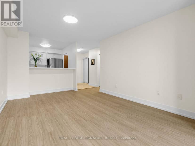 1009 - 28 Pemberton Avenue, Toronto, photo 7
