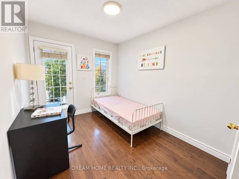 19 Rustic Avenue — photo 10 of 12