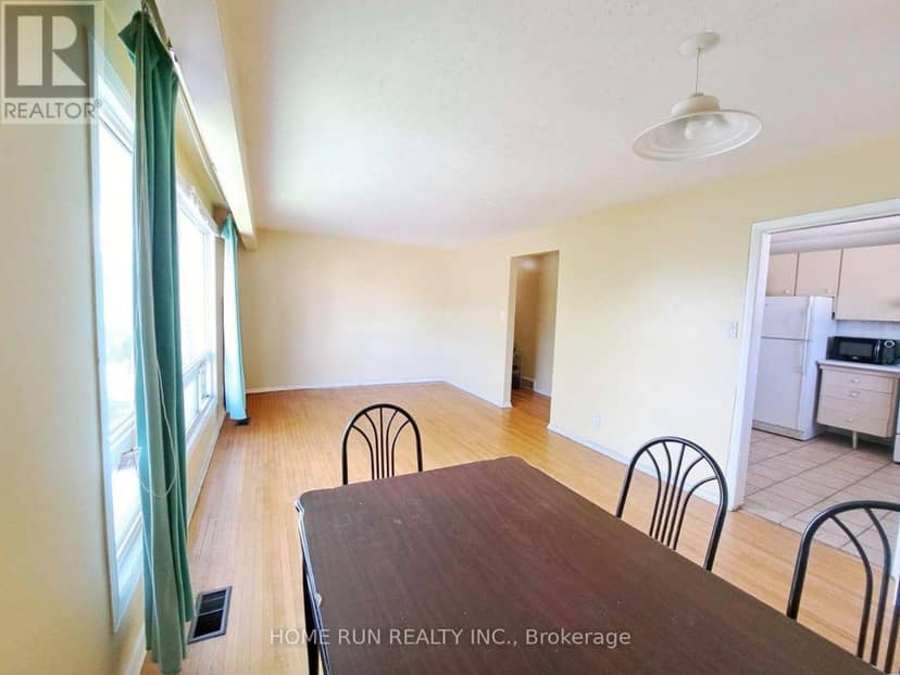 1023 Meadowlands Drive, Ottawa, photo 7
