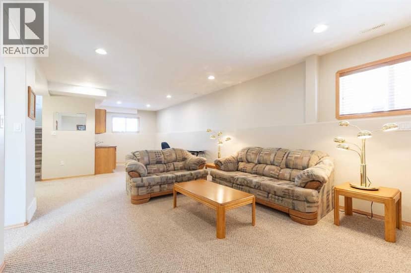 593 Stark Way SE — photo 35 of 40