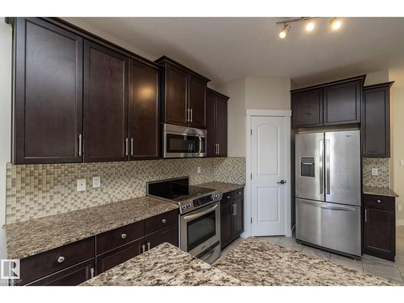 17316 5 AV SW — photo 15 of 40