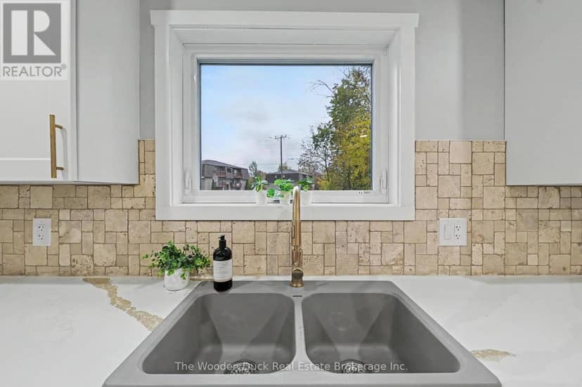 33 Victoria Street — photo 11 of 39