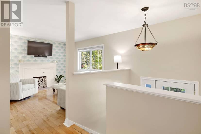 86 Bedford Hills Road, Bedford, photo 4