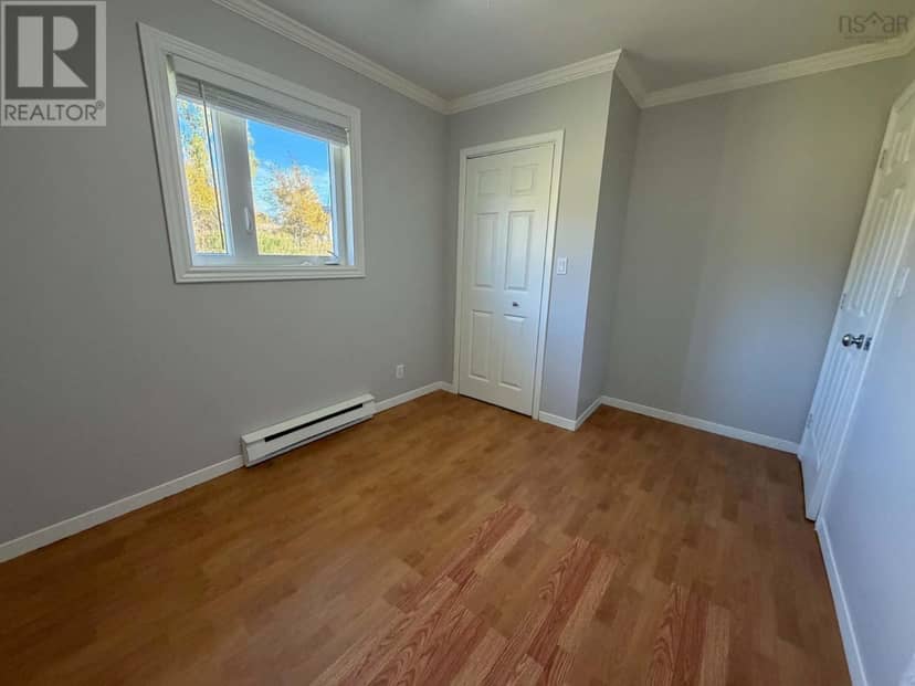 81 La Pointe du Havre Road — photo 15 of 32