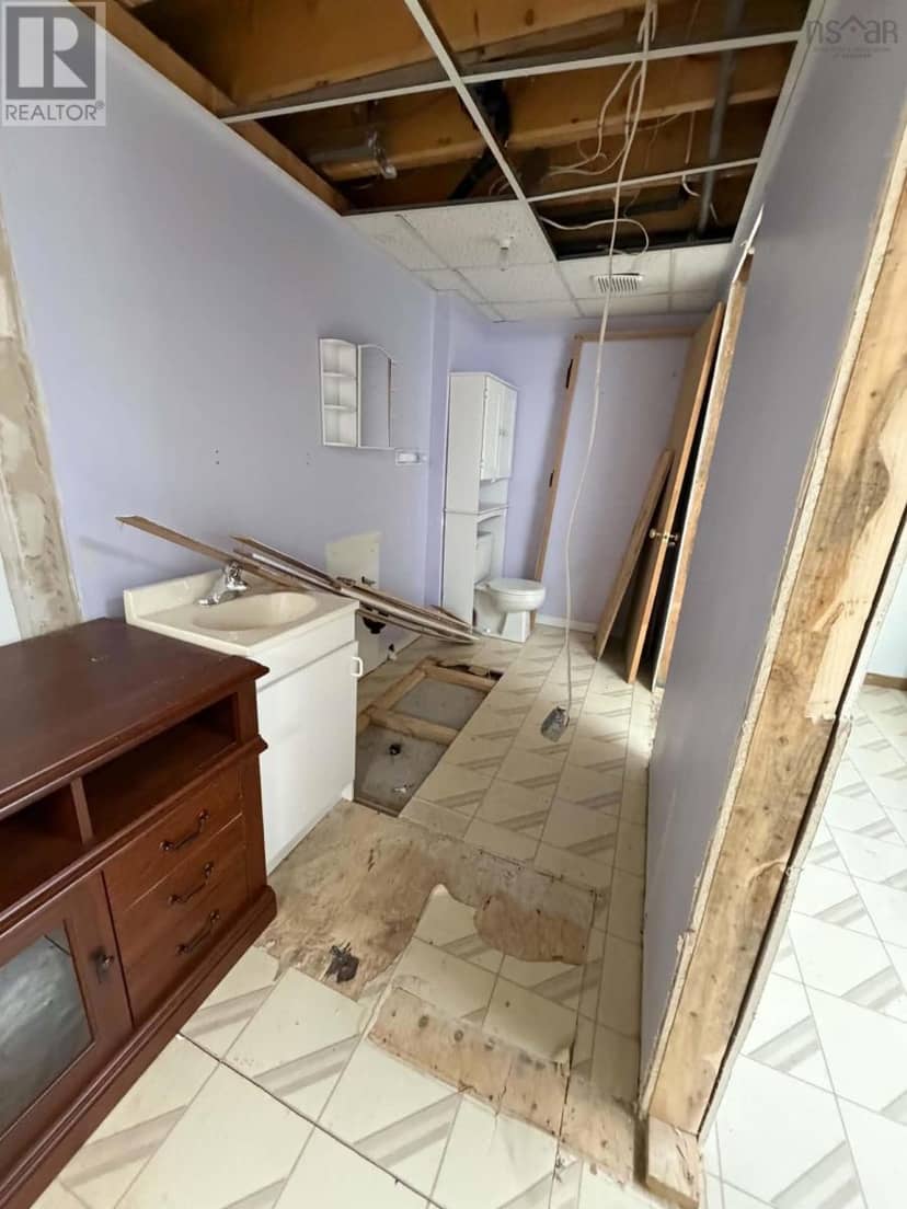 81 La Pointe du Havre Road — photo 30 of 32