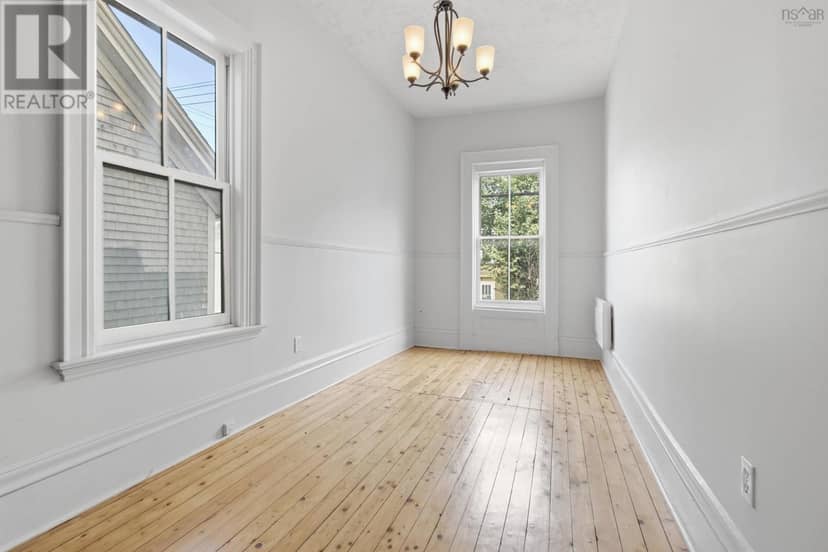 2048 Creighton Street — photo 12 of 40