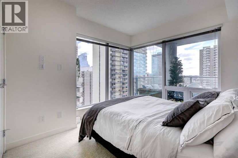 2108, 930 6 Avenue SW — photo 15 of 33