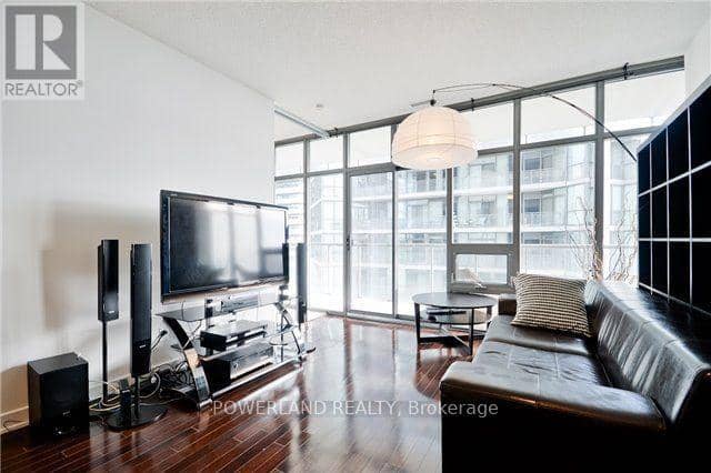 2601 - 33 Charles Street E — photo 11 of 20