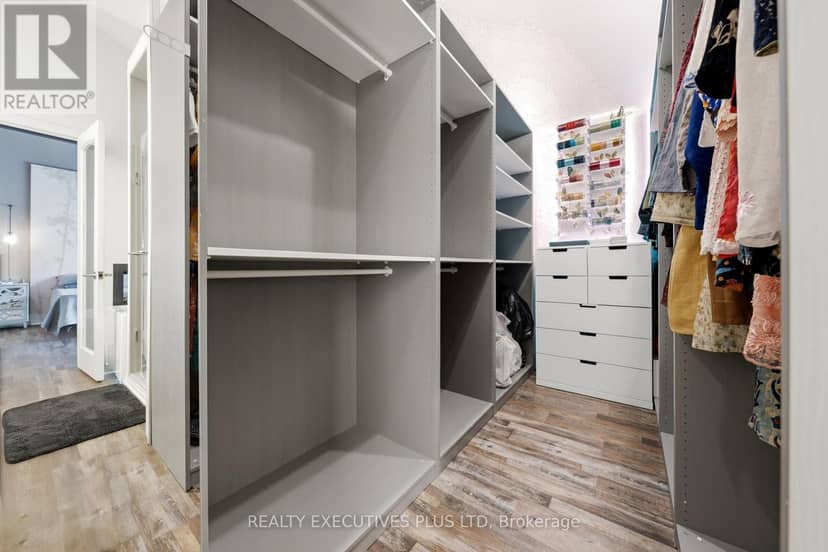 36 Lakeview Drive — photo 21 of 40
