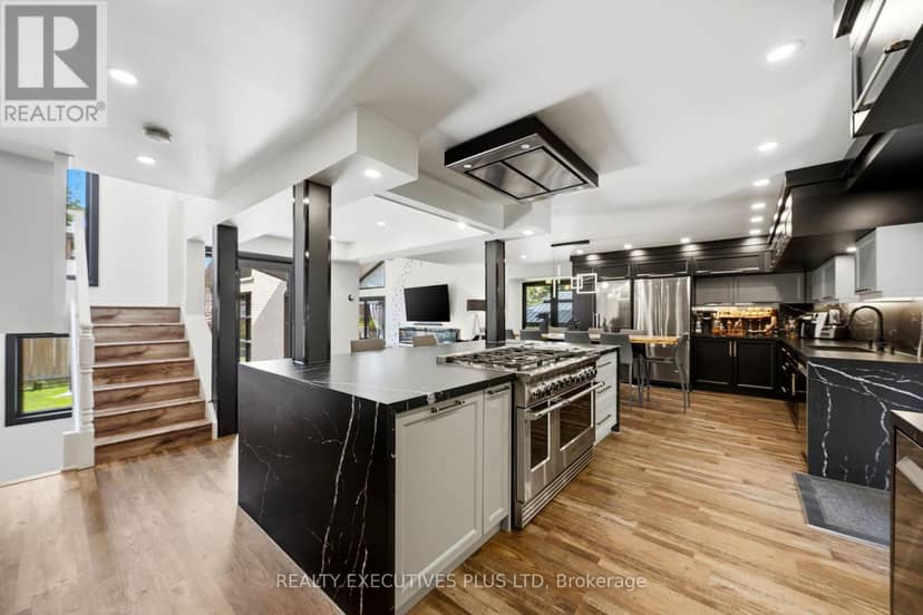 36 Lakeview Drive, Hamilton, photo 3