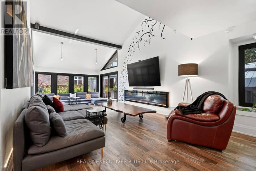 36 Lakeview Drive — photo 9 of 40