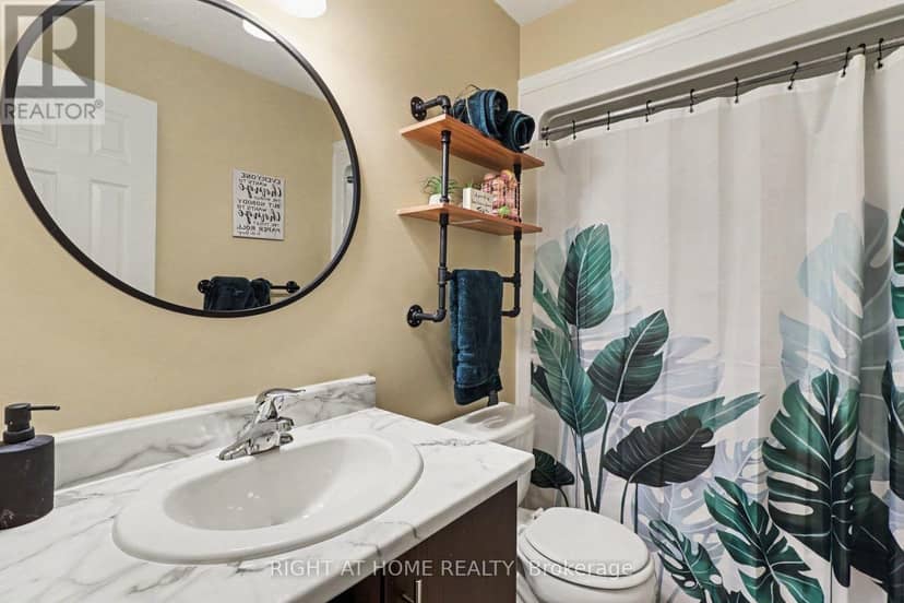 165 Dorina Sarazin Crescent — photo 16 of 31