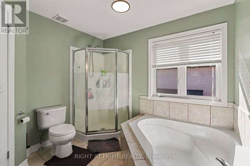 165 Dorina Sarazin Crescent — photo 20 of 31