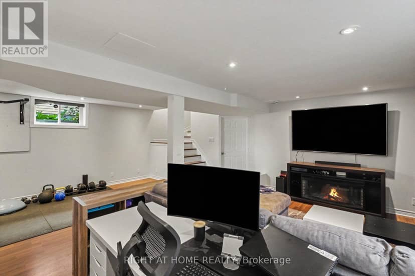 165 Dorina Sarazin Crescent — photo 27 of 31