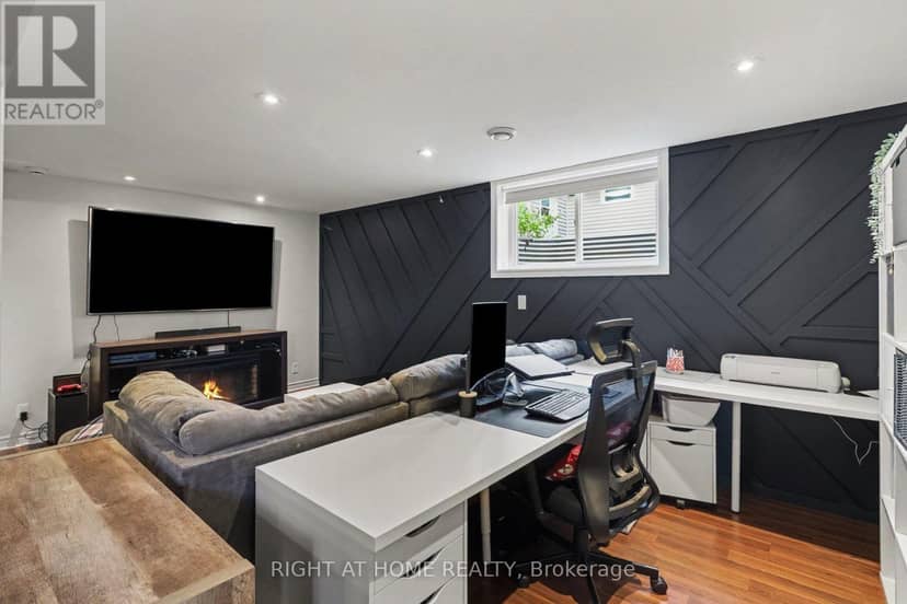 165 Dorina Sarazin Crescent — photo 28 of 31