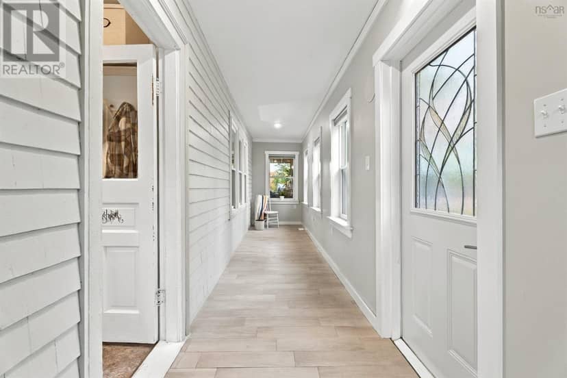 35 Riverside Lane — photo 19 of 40