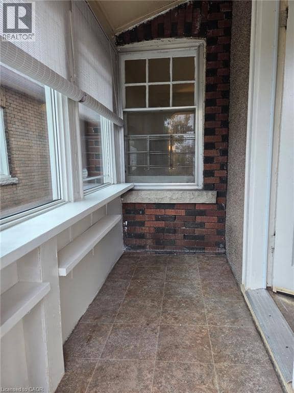 178 TRAGINA Avenue N — photo 21 of 24