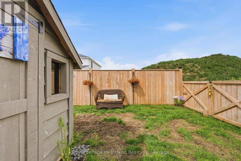 59 Briarhill Road — photo 37 of 40