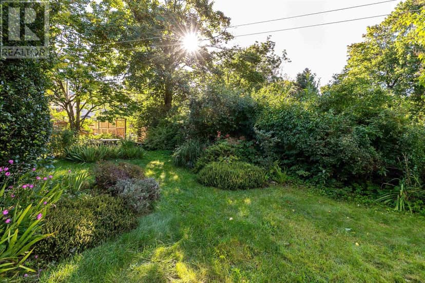 1695 Edward Street — photo 37 of 39