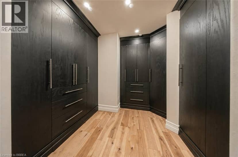 5 TYSONS Way — photo 21 of 40