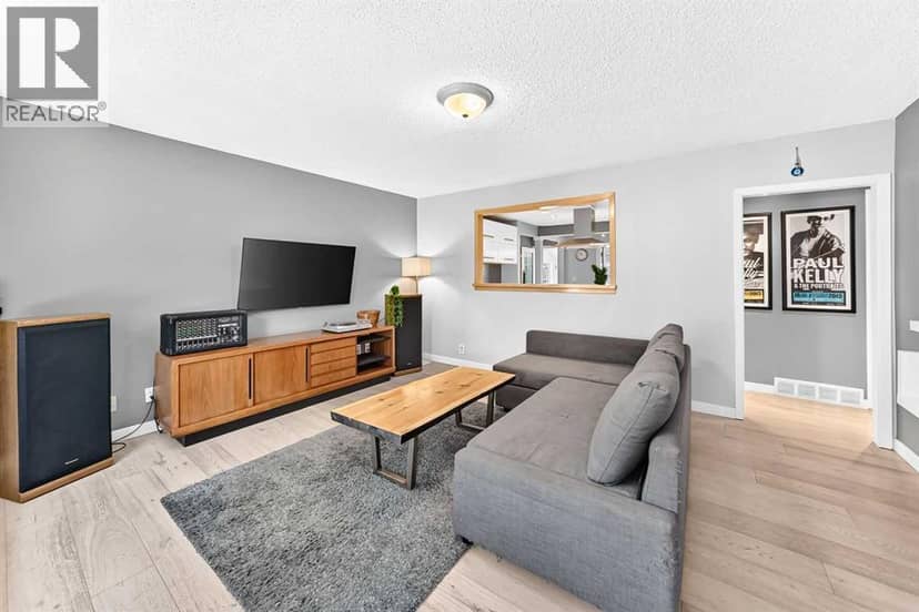 8512 33 Avenue NW, Calgary, photo 6