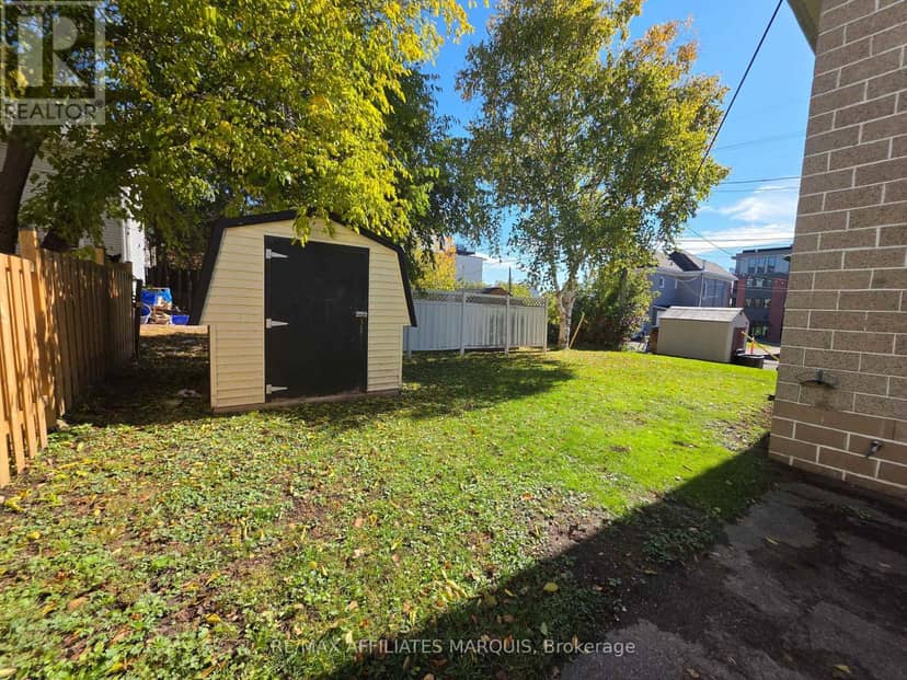 17 Maple Avenue N, Smiths Falls, photo 7