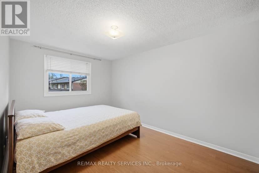 42 - 52 Adelaide Street — photo 27 of 40