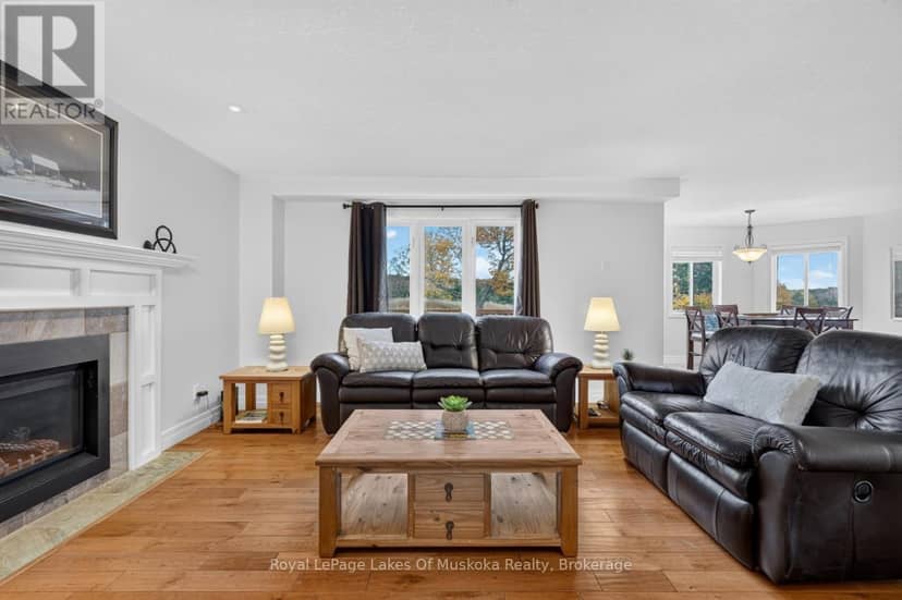77 Lankin Avenue, Bracebridge, photo 6