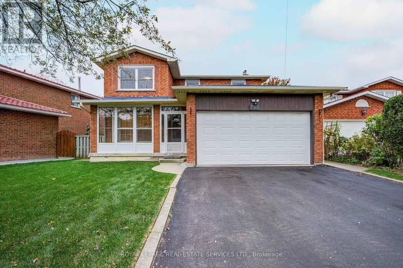 796 Buckingham Court, Mississauga