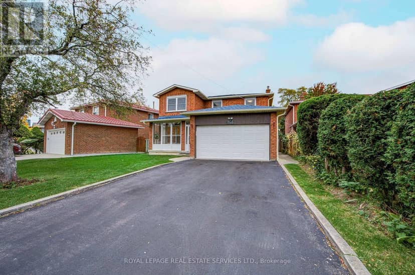 796 Buckingham Court, Mississauga, photo 2